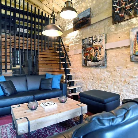 דירה Galerie - Ancienne Galerie De Peinture Sur Le Port דינאן